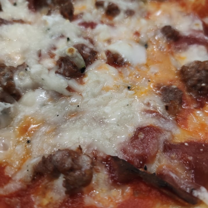 photo of Marimba street food & pizza (pizzeria Marimba) Pizza Cavernicola shared by @giuliaolisardinia on  10 Apr 2022 - review