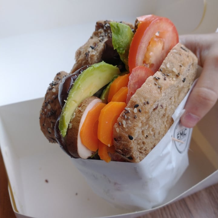 photo of Entre Migas y Café Sándwich Vegan shared by @julisadovsky on  10 Sep 2021 - review