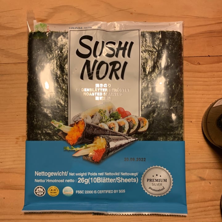 photo of Three Coconut trees Sushi Nori shared by @santiagoromo on  07 Jun 2021 - review