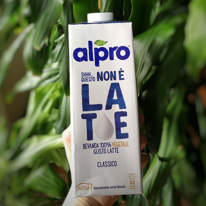 photo of Alpro This is Not Milk Classic Questo Non è Late Classico shared by @camyveg on  02 May 2022 - review
