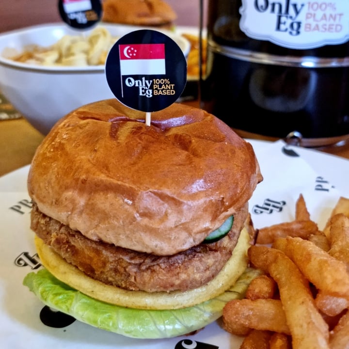 photo of Love Handle  Nasi Lemak Burger shared by @eatsimply02 on  10 Aug 2022 - review