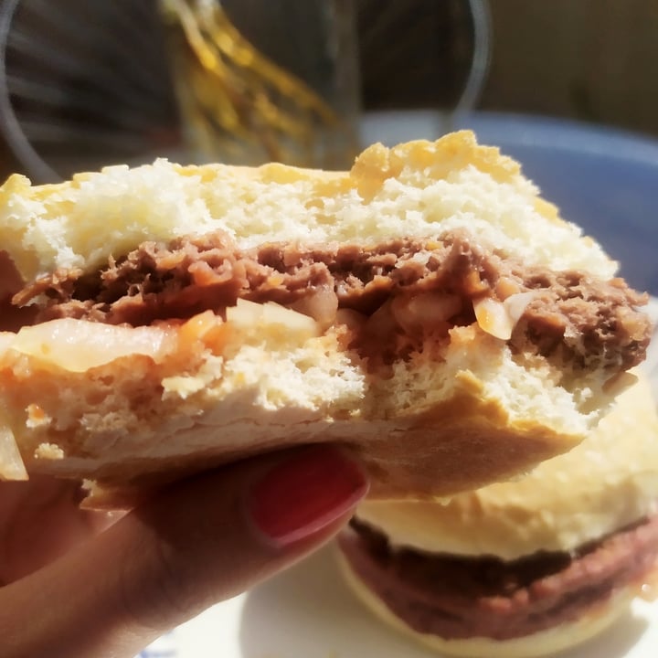 review photo of NotCo Not Burger shared by @soyfeminati on 30 Aug 2021 - review