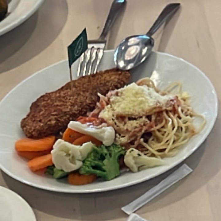 photo of IKEA Tampines Plant-based schnitzel and spaghetti with tomato sauce shared by @ginelletok on  19 Mar 2022 - review