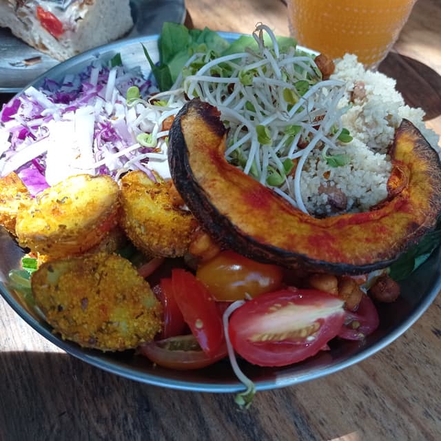Photo of the dish “Ensalada Tini”
