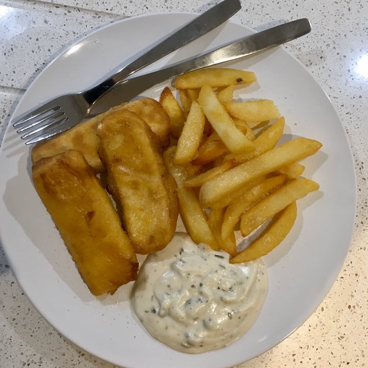 review photo of Plant Kitchen (M&S) Tofish & Chips shared by @becky13 on 06 Jan 2020 - review