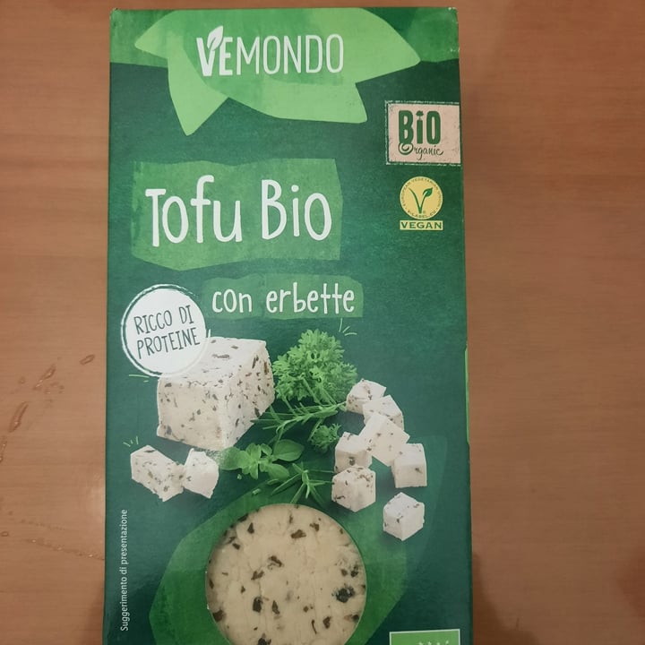 photo of Vemondo Tofu Bio con Erbette shared by @silvialuli on  28 Dec 2021 - review