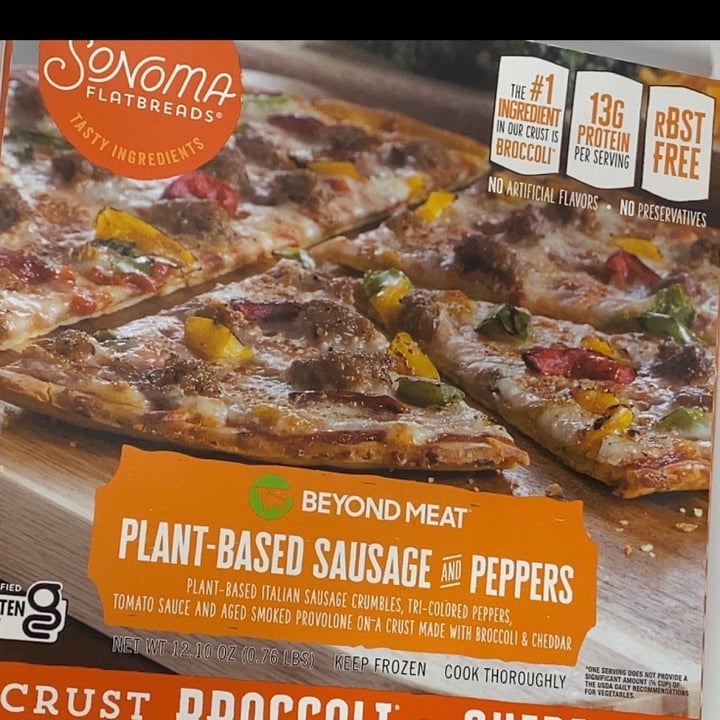 review photo of Sonoma flatbreads Plant-Based Pizza shared by @elexis on 29 Sep 2020 - review