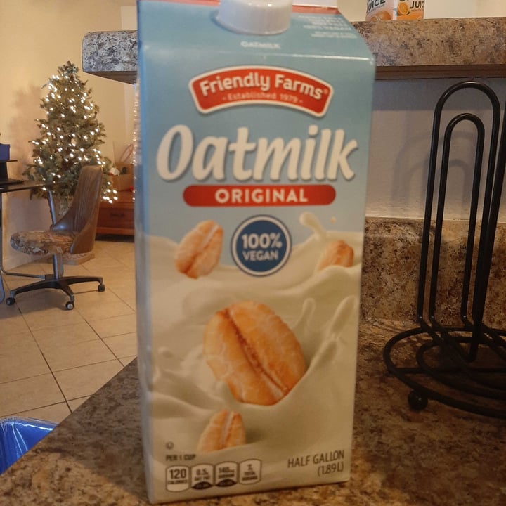 photo of Friendly Farms Oatmilk Original shared by @mome2cb on  26 Nov 2020 - review