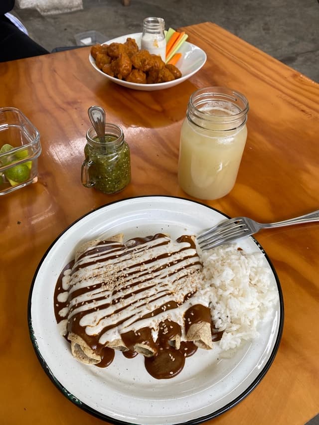 Photo of the dish “Enmoladas”