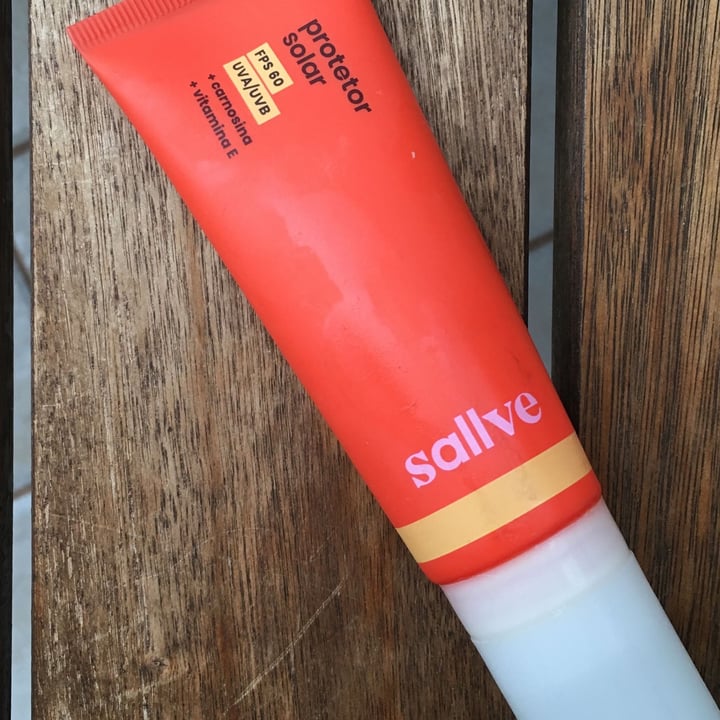photo of Sallve Protetor Solar Facial shared by @vimauro on  27 Jul 2022 - review
