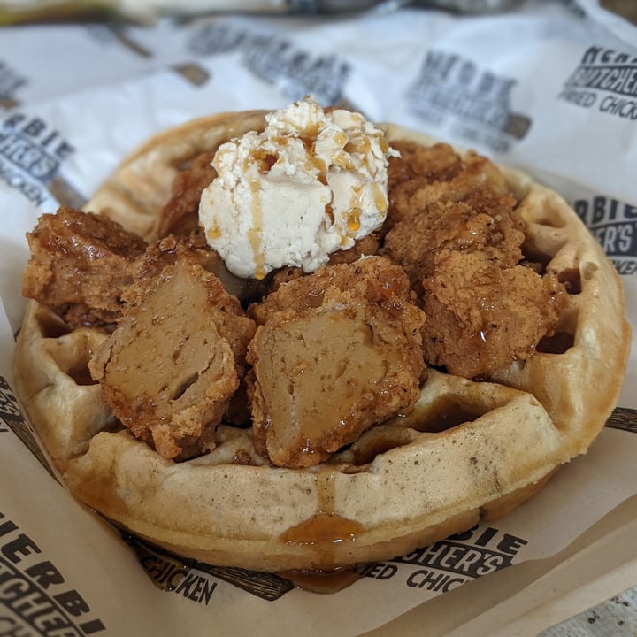 photo of Herbie Butcher's Fried Chicken Chicken and Waffles shared by @iszy on  17 Apr 2022 - review