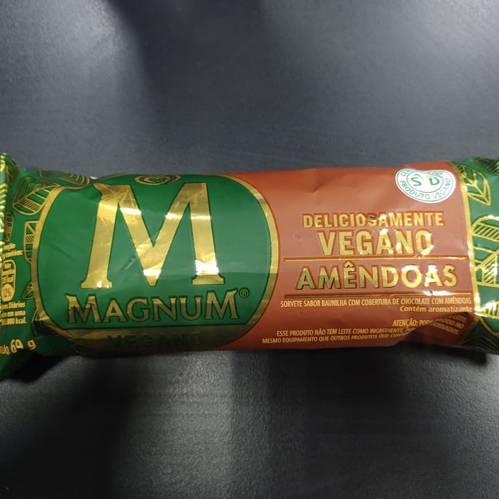 photo of Magnum Vegano De Amêndoas shared by @matosslivia on  23 Feb 2022 - review