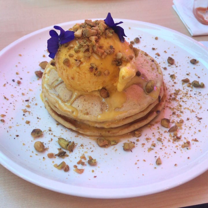 photo of MOAK Pancakes Pijp (Formerly MOOK) Vegan Pancakes shared by @anouknadine on  20 Jun 2020 - review