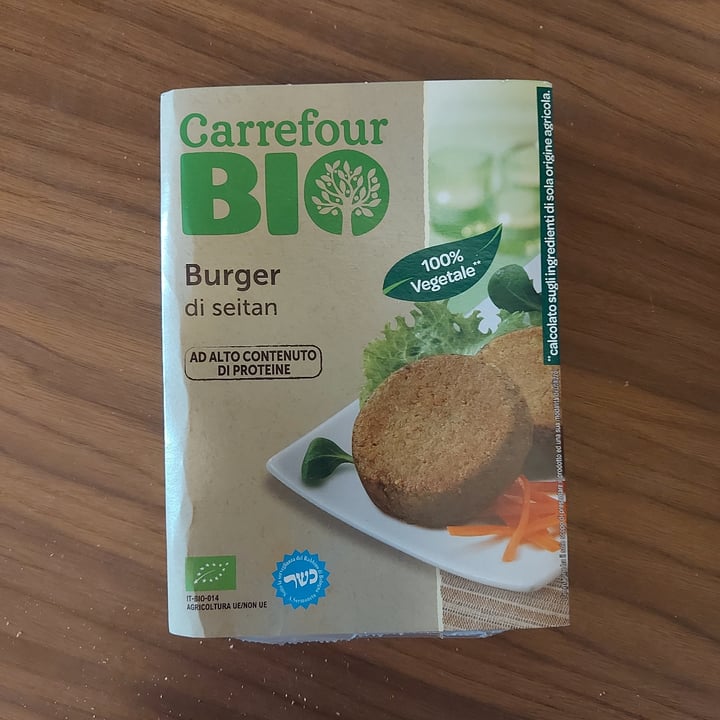 photo of Carrefour Bio Burger Di Seitan shared by @luna-tra-i-libri on  06 Oct 2022 - review