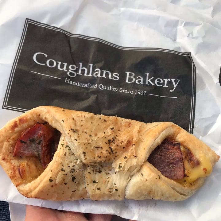 photo of Coughlans Bakery Sutton Vegan Bacon, Cheese & Roasted Tomato turnover shared by @vegansuttonmama on  23 Oct 2020 - review
