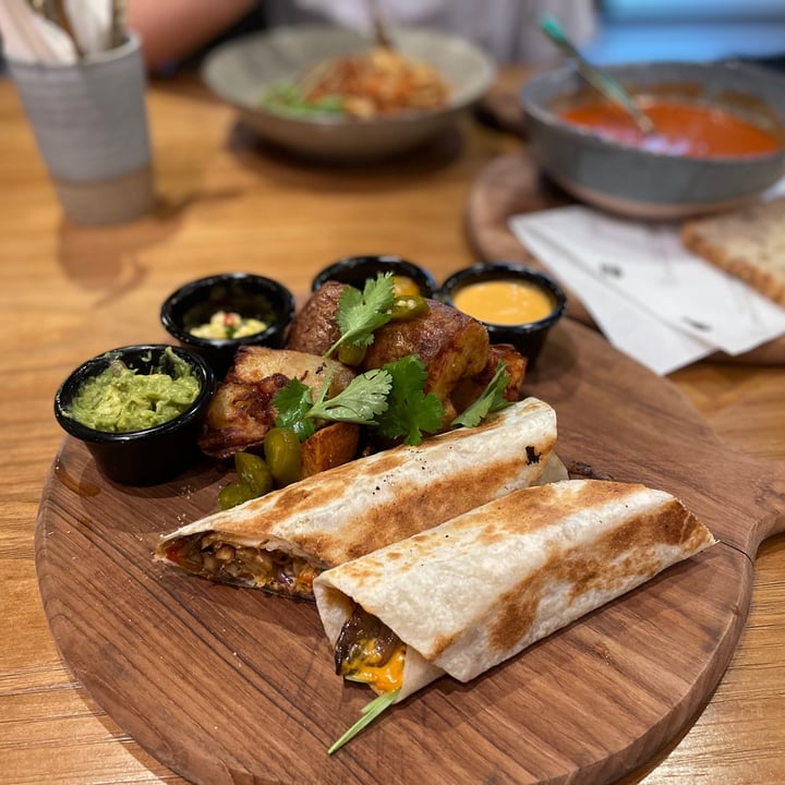 photo of Genius Central Singapore Mexican Vegan Fajitas Wrap shared by @applepancakes on  02 Jan 2021 - review