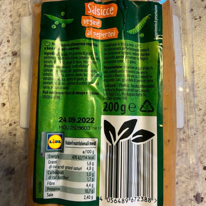 review photo of Vemondo Salsicce ai Peperoni shared by @lostinadaydream on 03 Sep 2022 - review