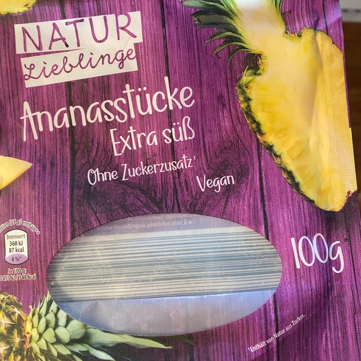 photo of Natur Lieblinge Dried Pineapple shared by @bethnicles on  10 Dec 2020 - review