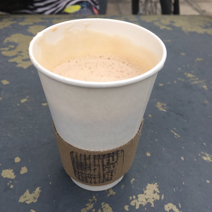 photo of Futuro veggie Cafe con leche shared by @lauchis on  08 Jan 2022 - review