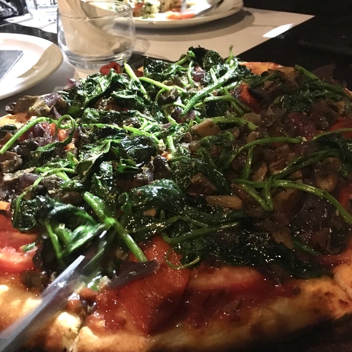 photo of 1893 Pizza con vegetales sin muzzarella shared by @abigrischpun on  21 Aug 2021 - review