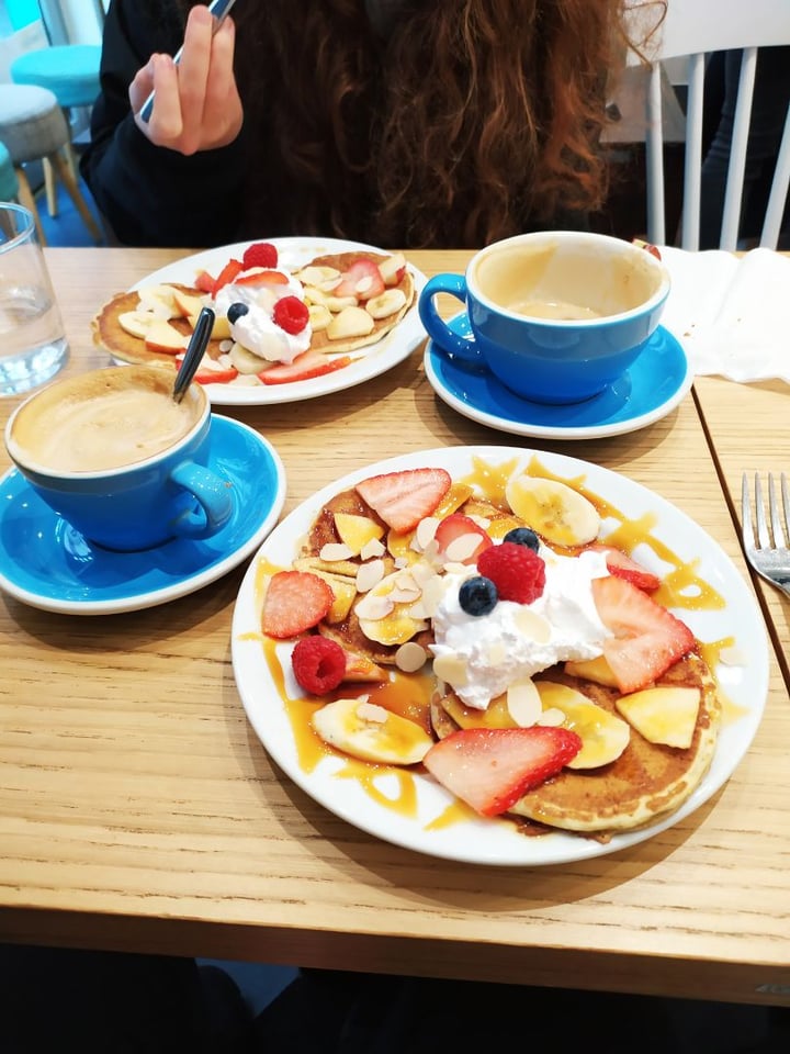 photo of Cloud Cakes Pancakes shared by @aguecado on  26 Mar 2020 - review