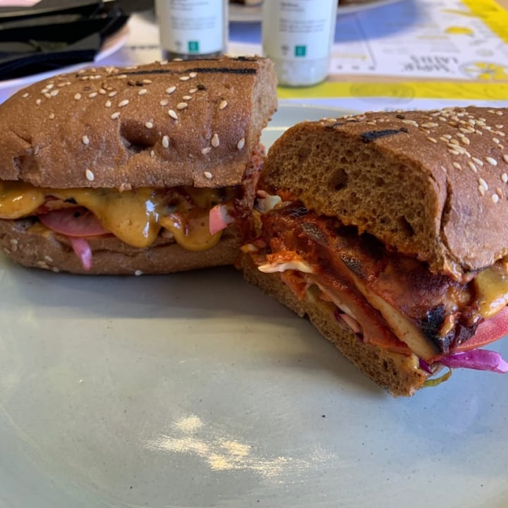 photo of Lexi's Healthy Eatery Tofu Tango Sandwich shared by @rorydegroot on  11 Apr 2021 - review