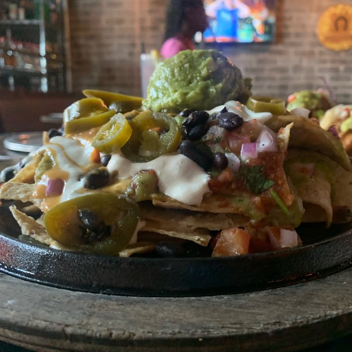 photo of Nacho Daddy Vegan Loaded Nachos shared by @mattfara50 on  27 Jul 2022 - review