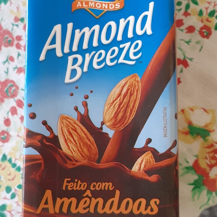 photo of Blue Diamond sabor chocolate shared by @alessandramourao on  17 Jul 2022 - review