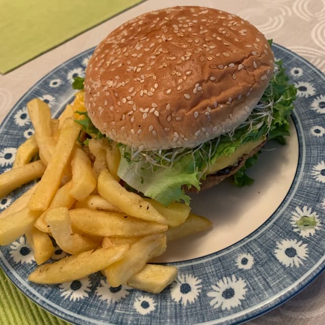 Photo du plat “Hamburguesa T Y H”