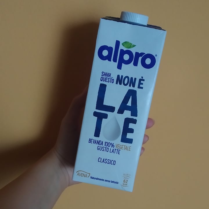 photo of Alpro Shhh...Questo Non è Latte shared by @chloebotta on  06 Sep 2022 - review