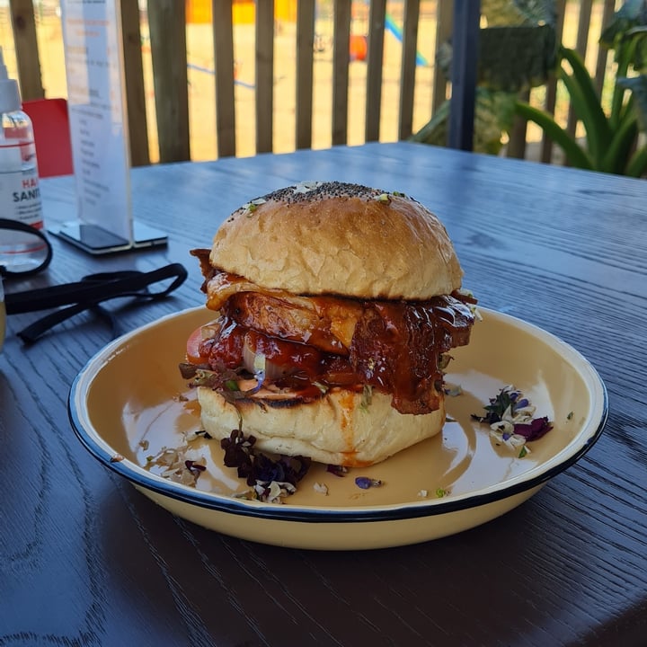review photo of Asher's Corner Cafe @ Ashers Farm Sanctuary Orginal Burger shared by @shevy on 14 Jun 2021 - review