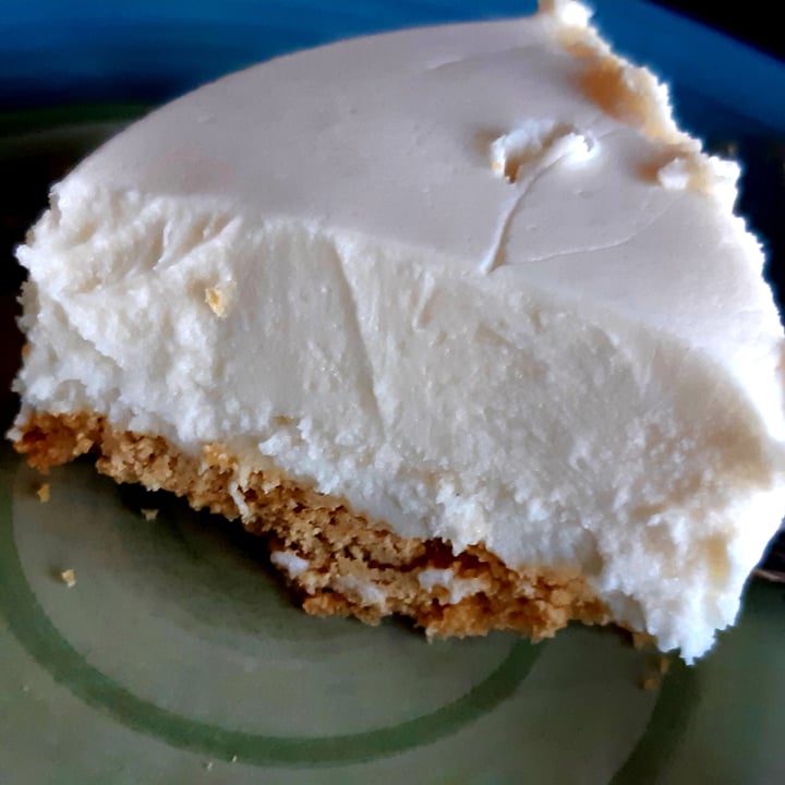 photo of Daiya Key Lime Cheezecake shared by @hbchic on  22 Mar 2021 - review
