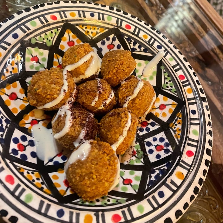 review photo of Fairouz - Centrale Falafel shared by @vioemma on 13 Mar 2022 - review