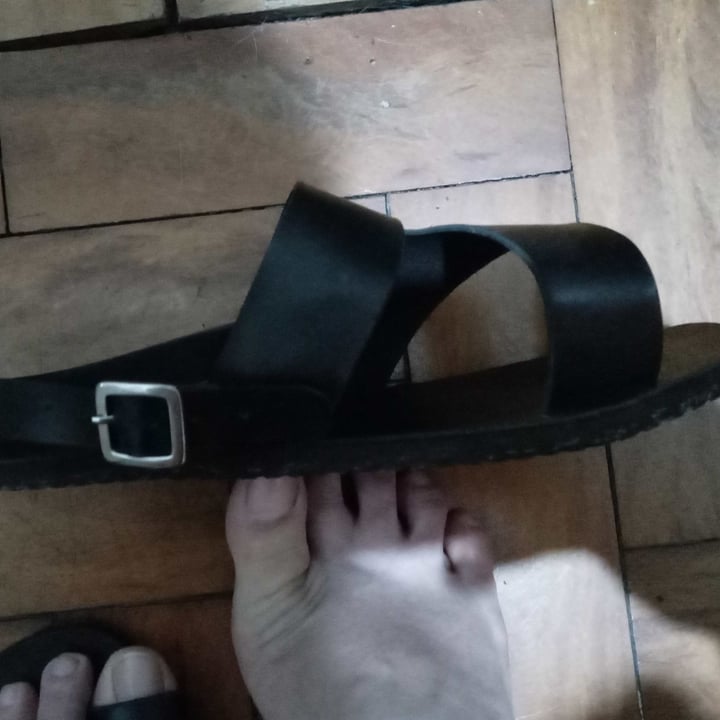 photo of Couro & Cores Vegan Sandals shared by @carolamr on  12 May 2022 - review