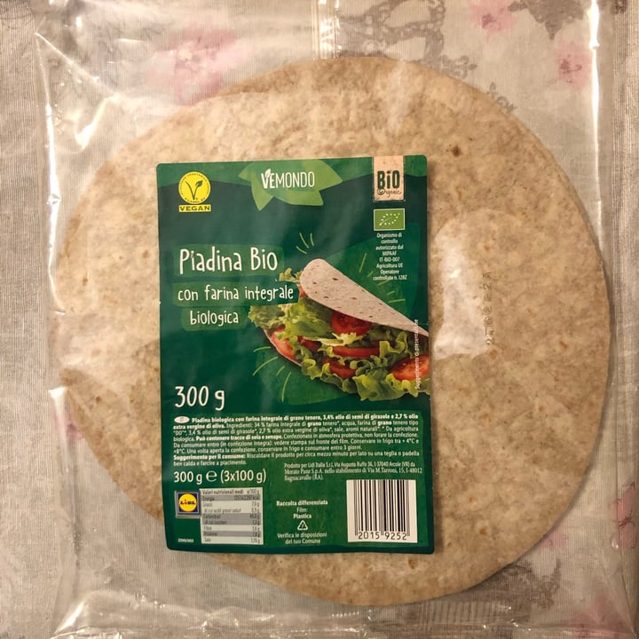 review photo of Vemondo Piadina bio integrale shared by @7ale on 05 Apr 2022 - review