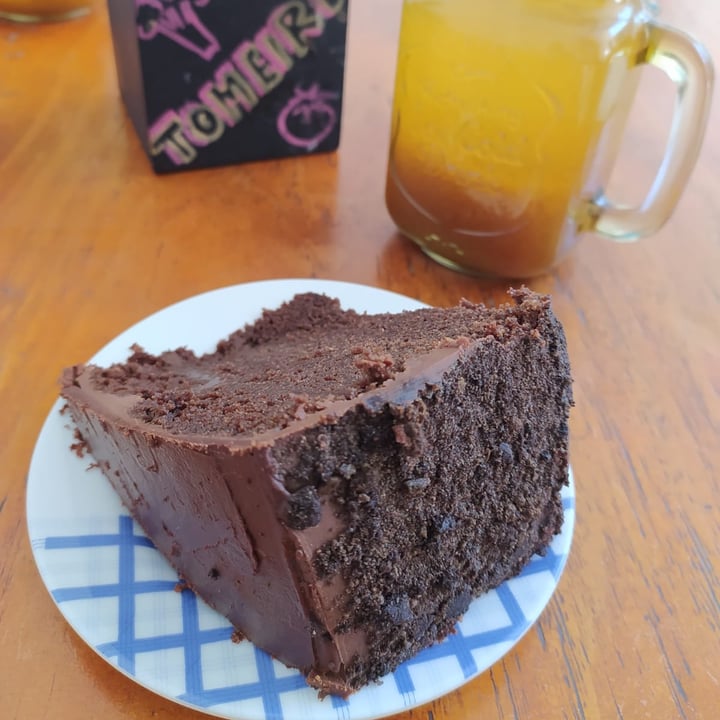 review photo of Tomeiro, garnacha vegana Vegan Brooklyn Blackout Cake shared by @catrielasoleri on 04 Mar 2022 - review