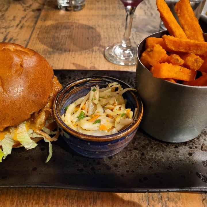 review photo of OmNom Buffalo Kick'n Burger With Fries And Slaw shared by @blairwaldorf on 29 Oct 2021 - review
