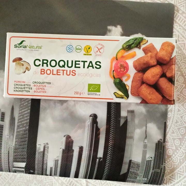 photo of Carrefour  Croquetas shared by @brujitavegan on  20 Dec 2021 - review
