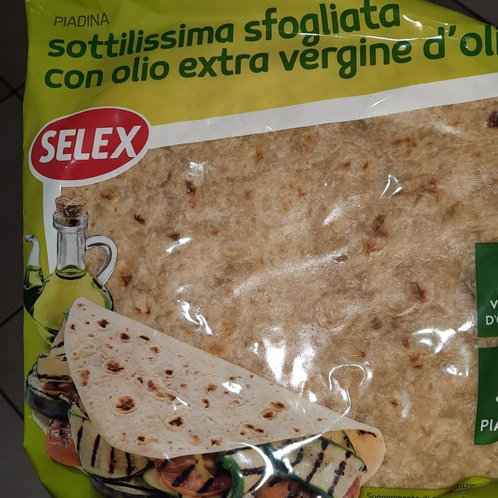 photo of Selex Piadina sottilissima sfogliata con olio extra vergine d'oliva shared by @angygirl on  11 Apr 2022 - review