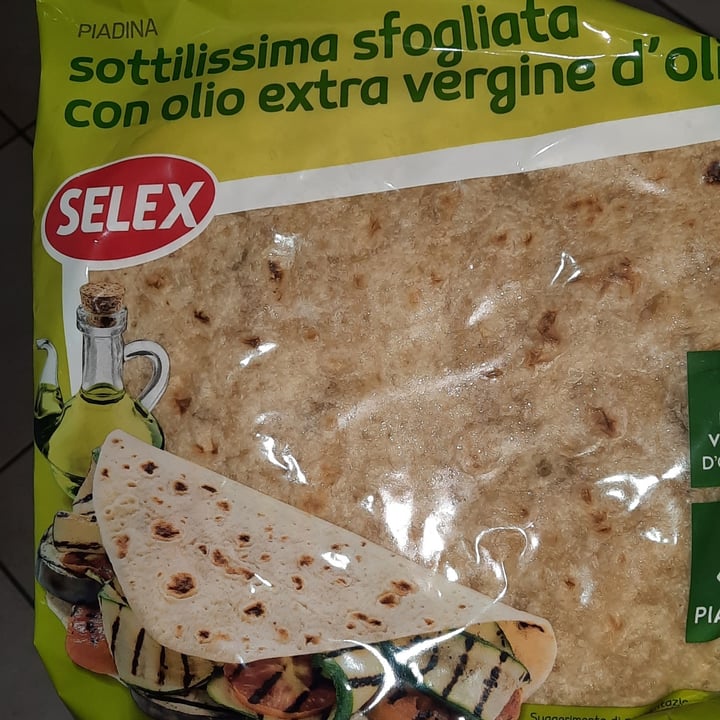 review photo of Selex Piadina sottilissima sfogliata con olio extra vergine d'oliva shared by @angygirl on 11 Apr 2022 - review