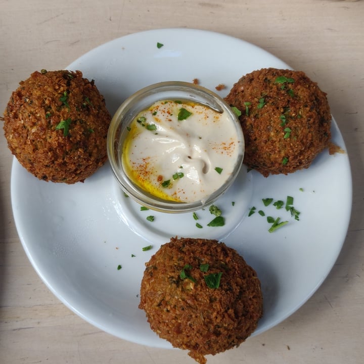 photo of Hummus Barcelona Falafel shared by @joxi on  27 Dec 2021 - review