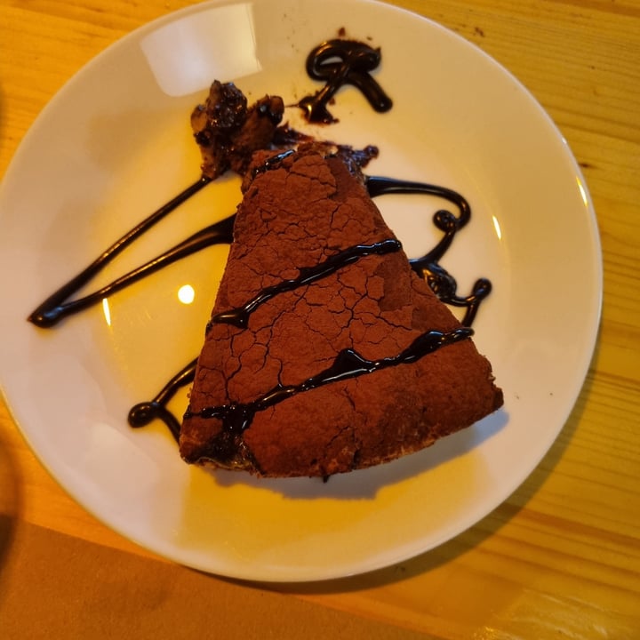 photo of Il Vegano - Firenze Torta Cioccolato e Pere shared by @mariascacchetti on  30 Apr 2022 - review