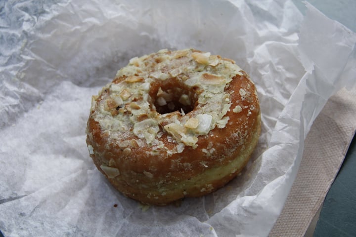 review photo of The Cinnamon Snail Coconut Thai Basil Glazed shared by @lianaperez on 23 Aug 2018 - review