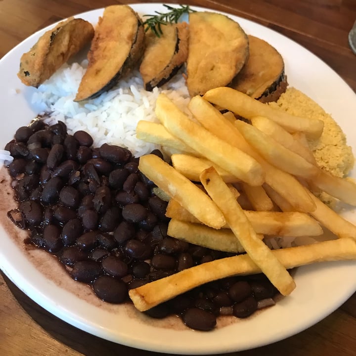 photo of Zé Vegano Beringela A Milanesa shared by @karynacezar on  10 Aug 2022 - review