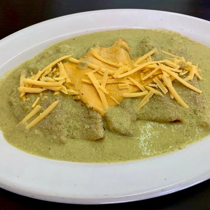 photo of VEGuerrero Enchiladas verdes shared by @neithhom on  23 Nov 2021 - review