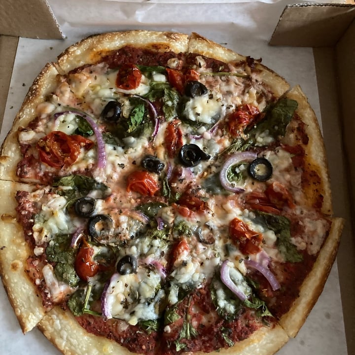 photo of CHEZ ZAC Pizzeria - Delivery / Livraison / Takeaway Pizza La Vieille École shared by @vieveg on  02 Nov 2021 - review