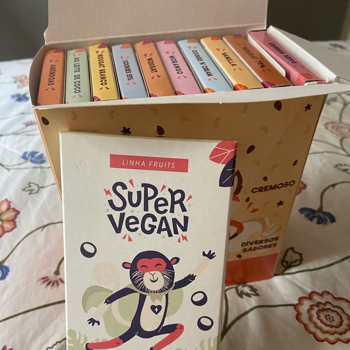 review photo of Super Vegan Caixa barras de chocolate shared by @adrika on 11 May 2022 - review