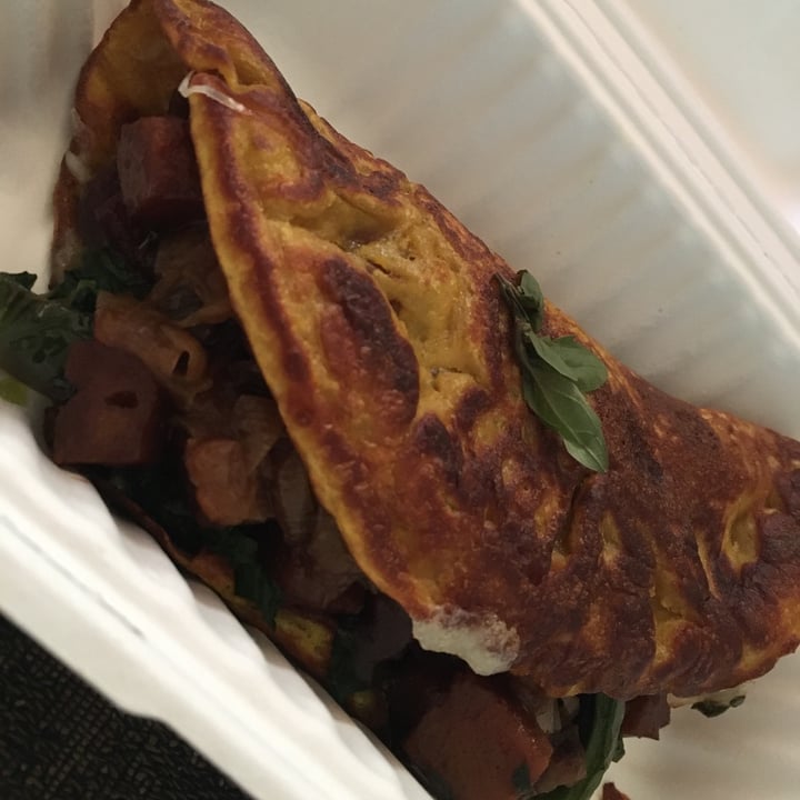 photo of Herbivorous Bacun Cheesy Tofu and Chickpea Omelette shared by @siobhanduke on  14 Aug 2020 - review