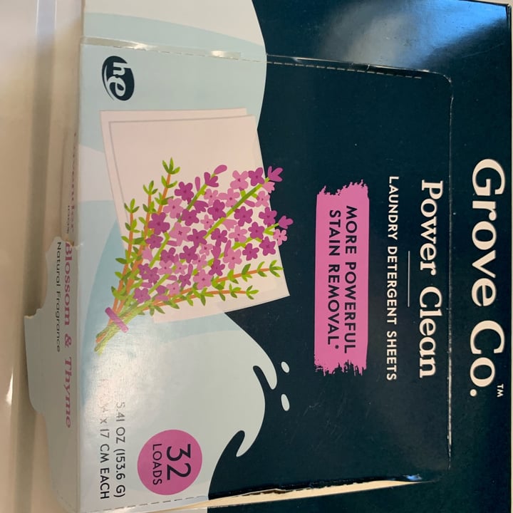 photo of Grove collaborative Power Clean Laundry Detergent Sheet shared by @divequeen11 on  24 Dec 2021 - review