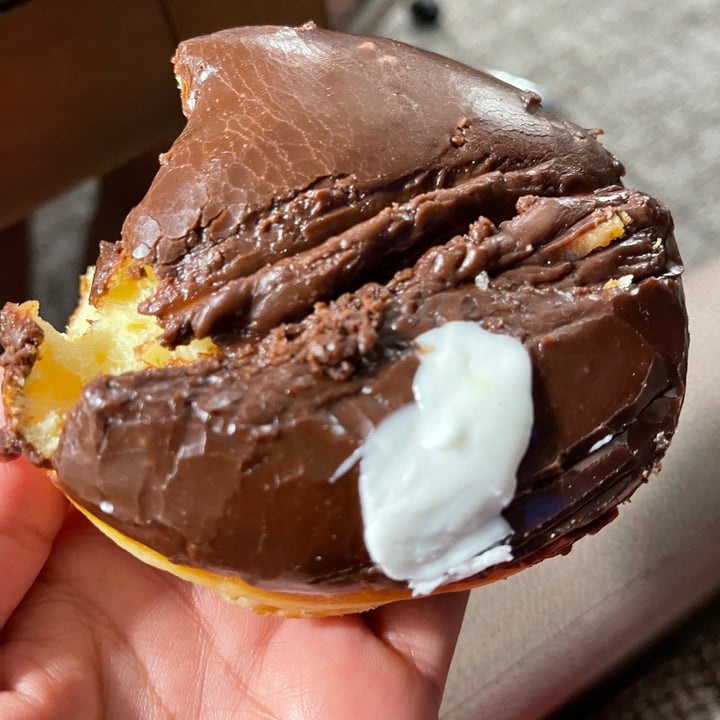 photo of Voodoo Doughnut Portland Cream shared by @vjoshi on  09 Jul 2021 - review